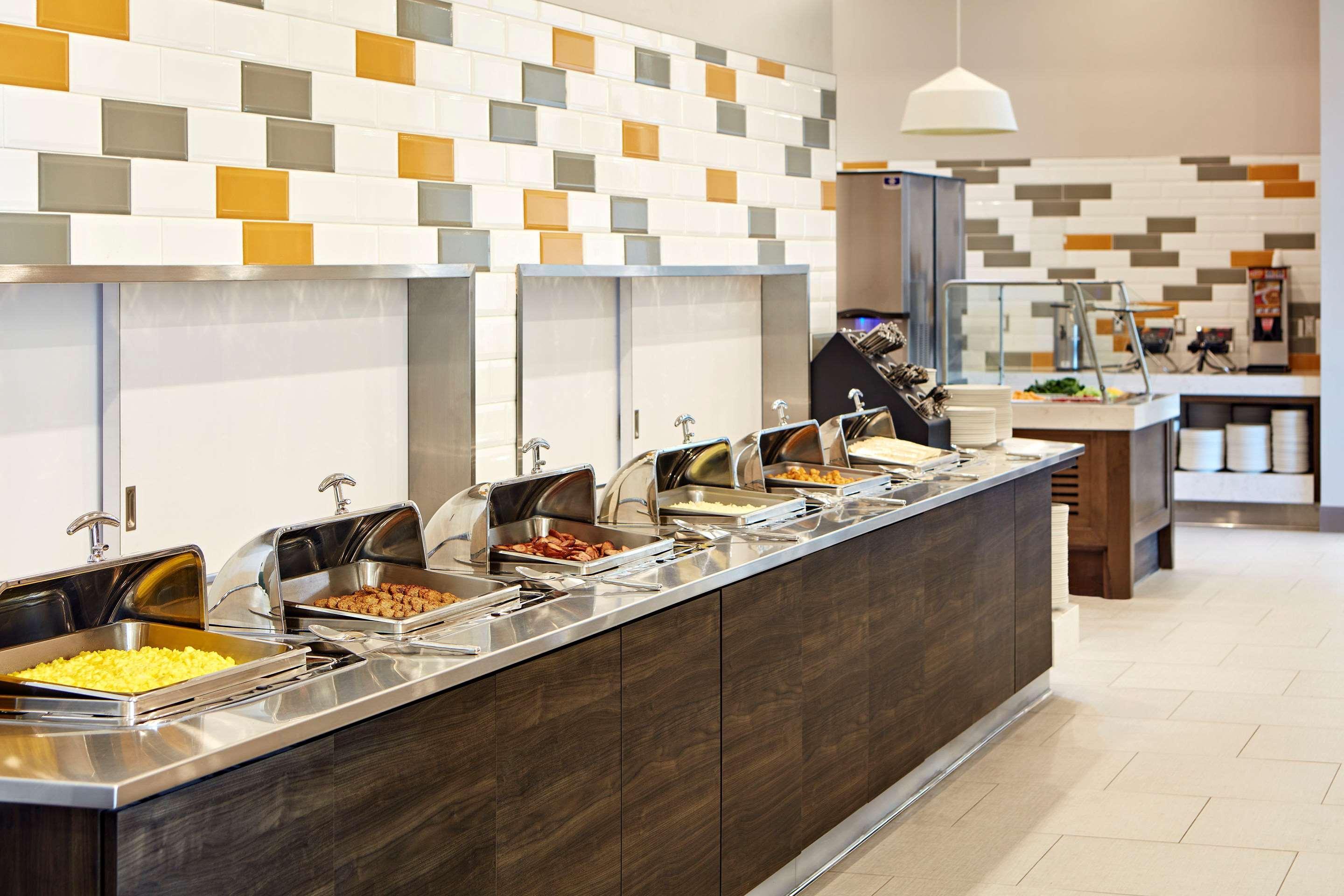 Cambria Hotel & Suites Anaheim Resort Area Екстер'єр фото